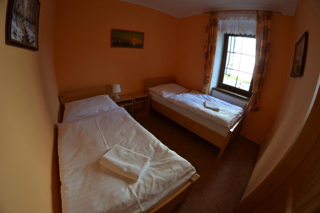 Apartmany U Jezera Na Namesti Frymburk Ngoại thất bức ảnh