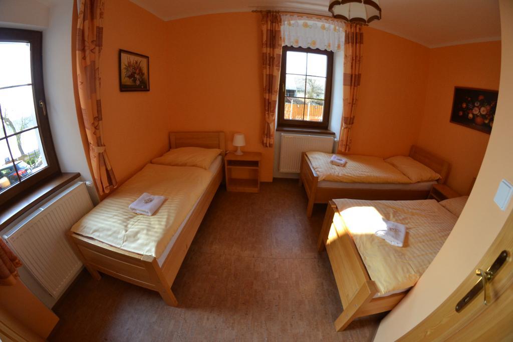 Apartmany U Jezera Na Namesti Frymburk Ngoại thất bức ảnh